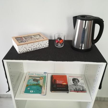 Moguz Flat Apartment Tarifa Bagian luar foto