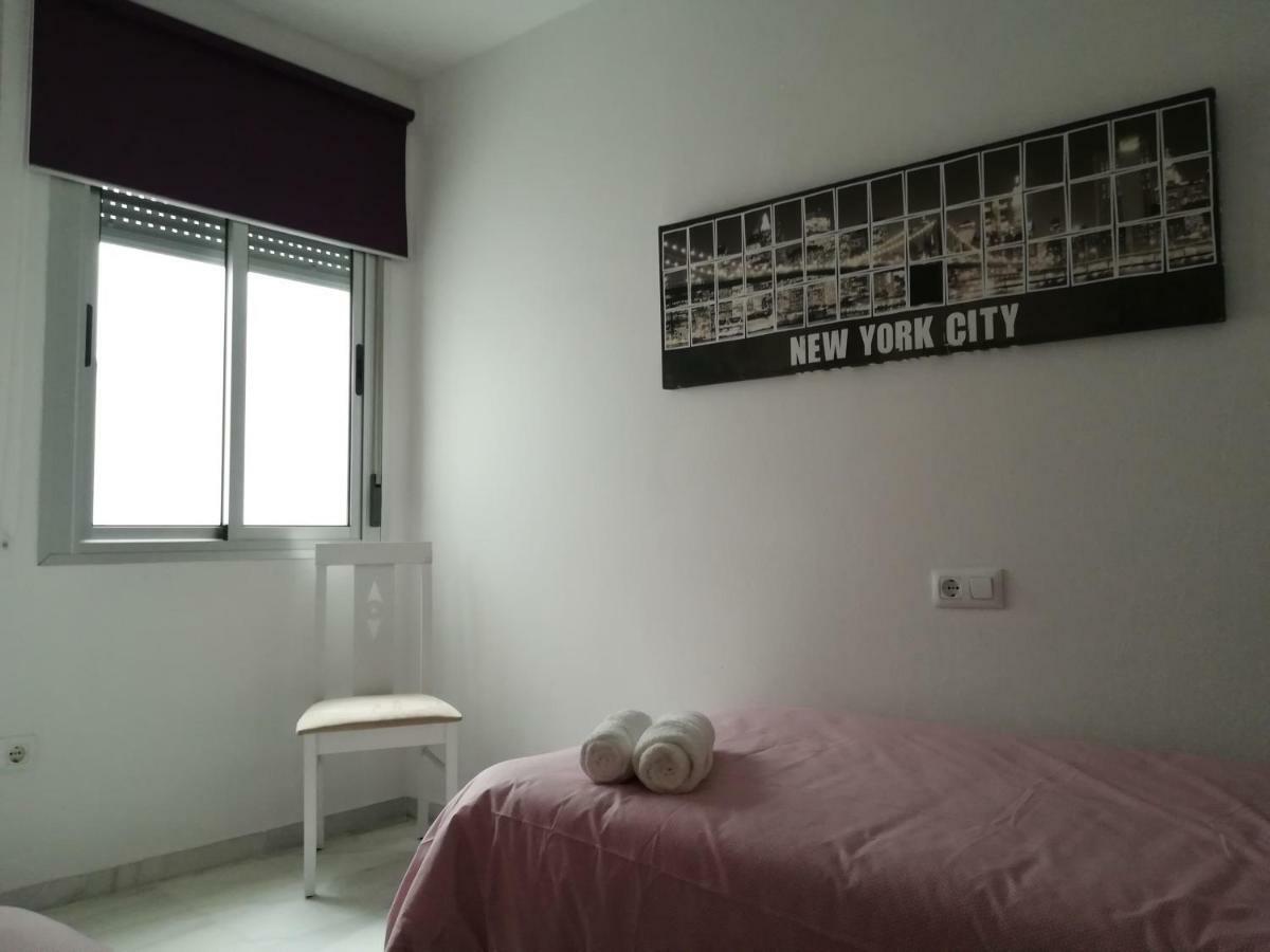 Moguz Flat Apartment Tarifa Bagian luar foto
